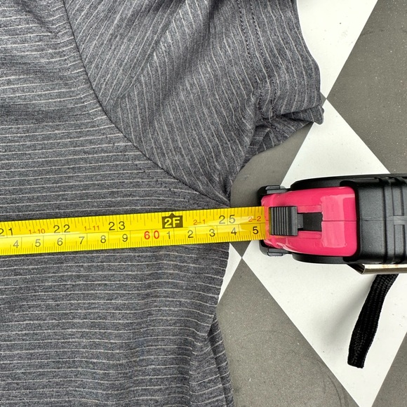 Men’s IZOD Golf Polo with Stretch - Picture 8 of 8